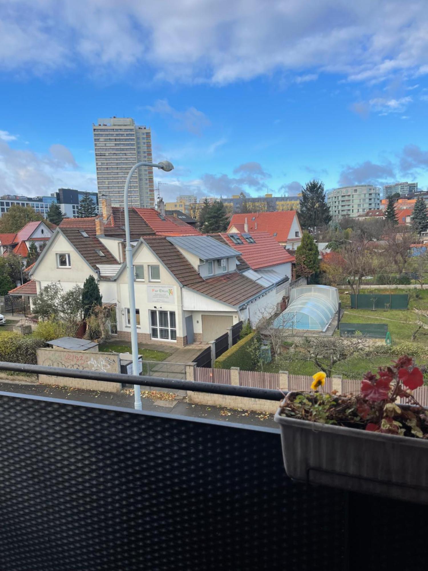 Apartment Flat With Heart And Art Nearby Centre Of The Prag